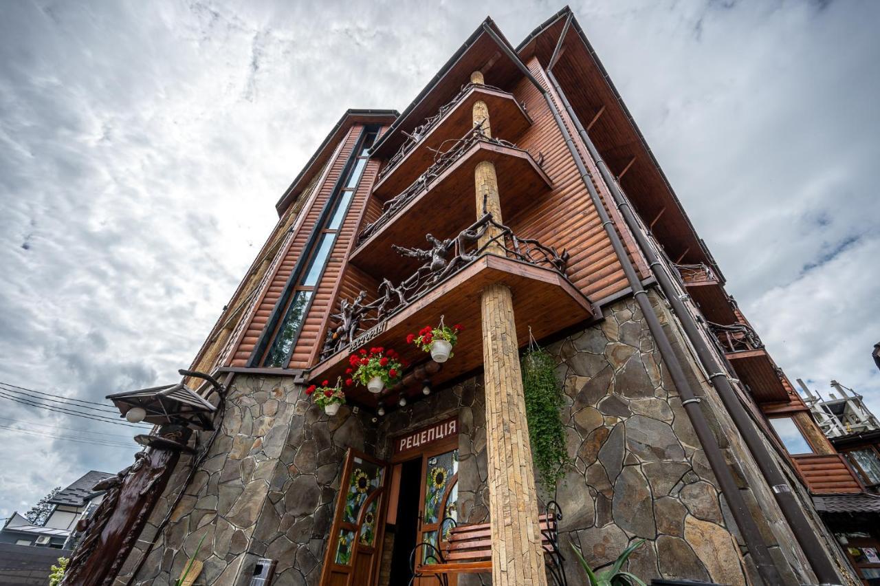 Марина Hotel Bukovel Luaran gambar