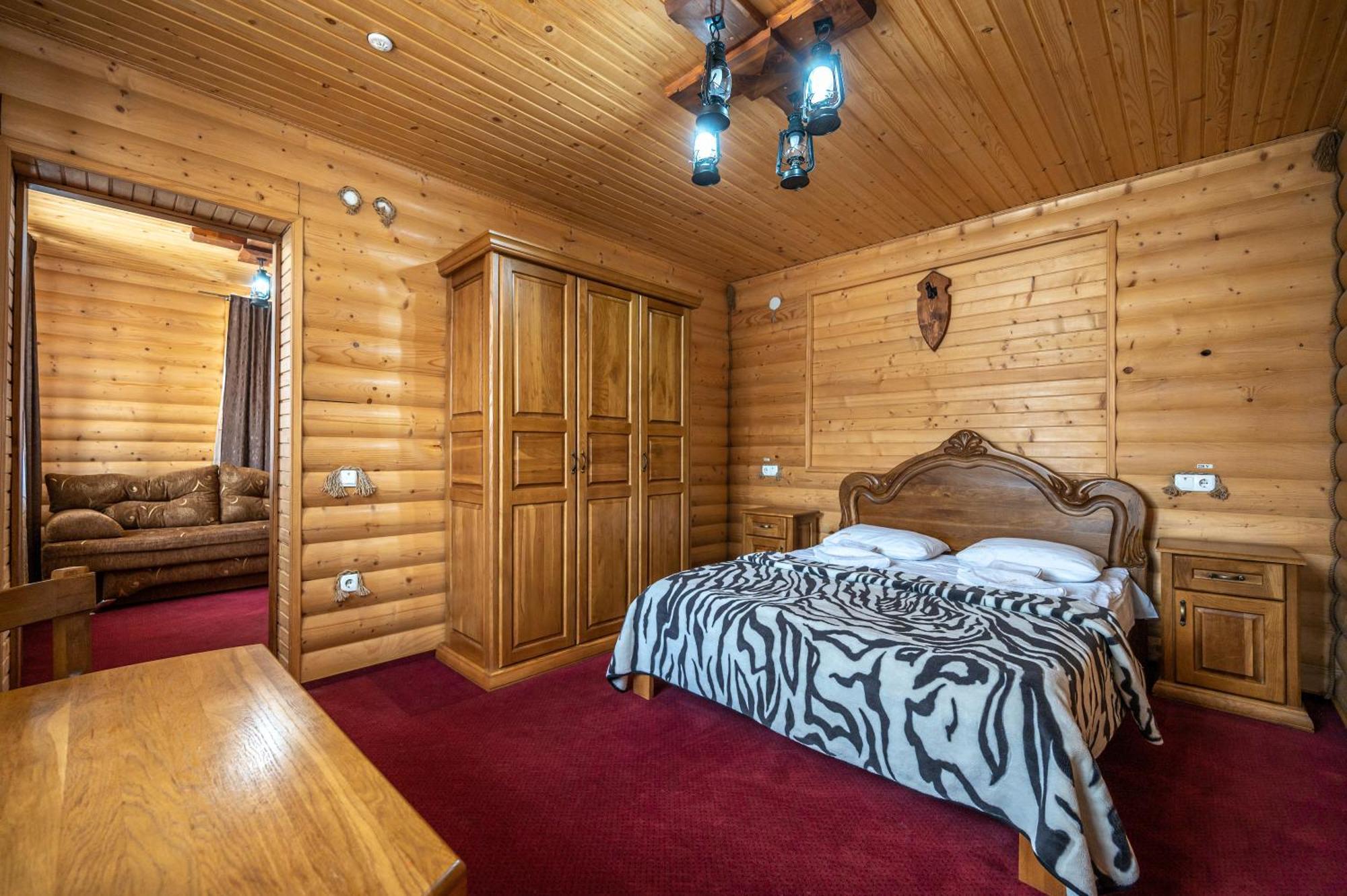 Марина Hotel Bukovel Bilik gambar