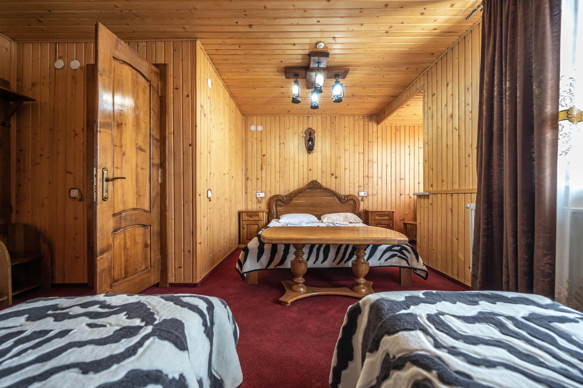 Марина Hotel Bukovel Bilik gambar